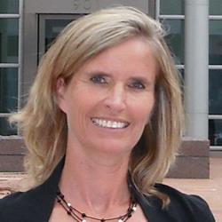 Photo of Annette Bachand