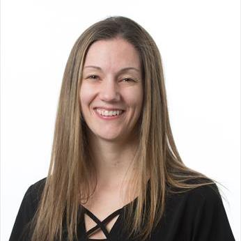 Photo of Shawna Lee