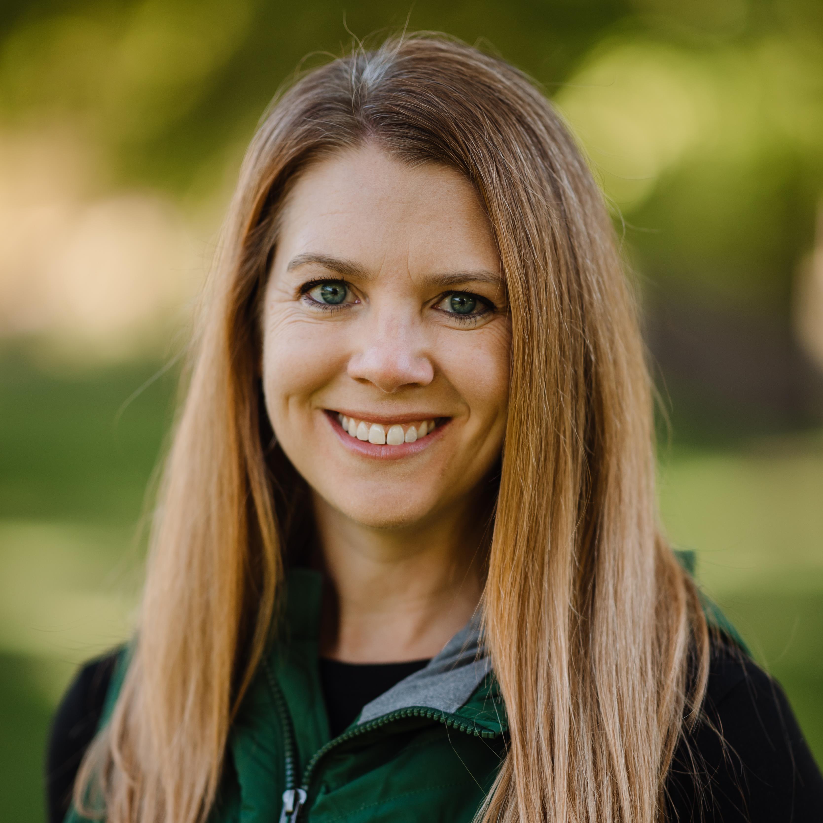 Photo of Lauren McCracken