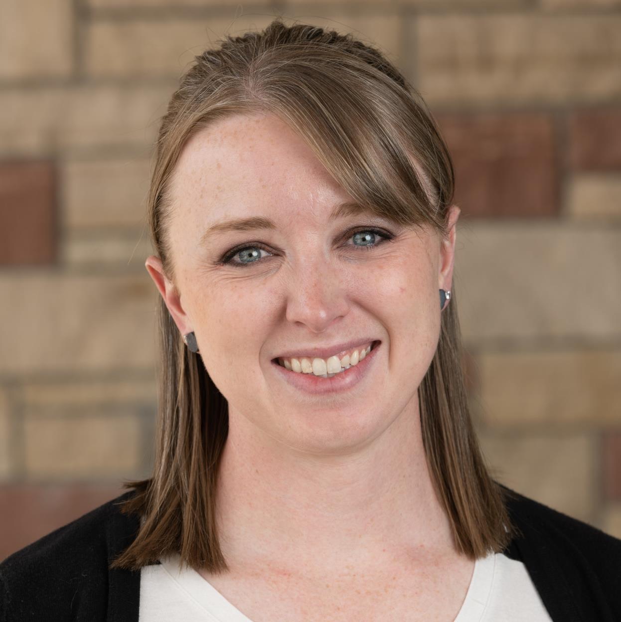 Photo of Lauren Smanik