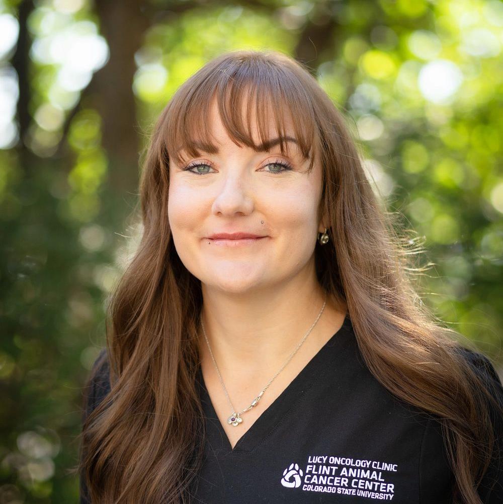 Photo of Lisa Jones