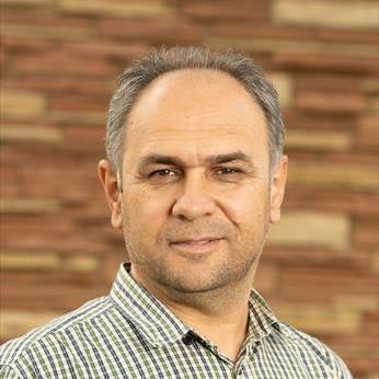 Photo of Aydin Guzeloglu