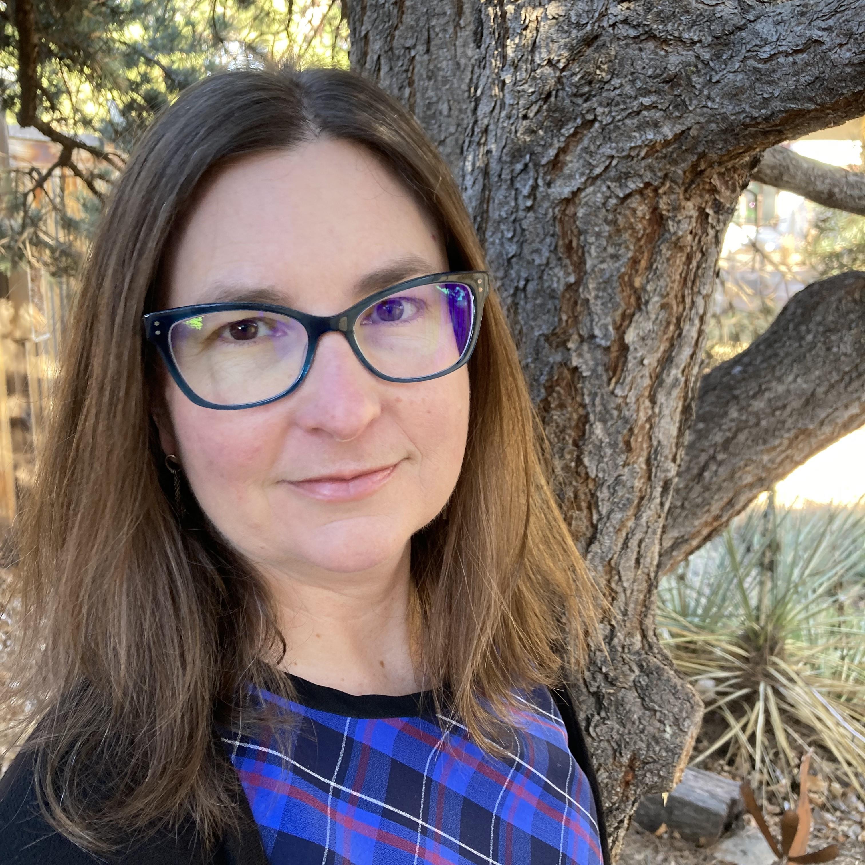 Photo of Bettina Broeckling