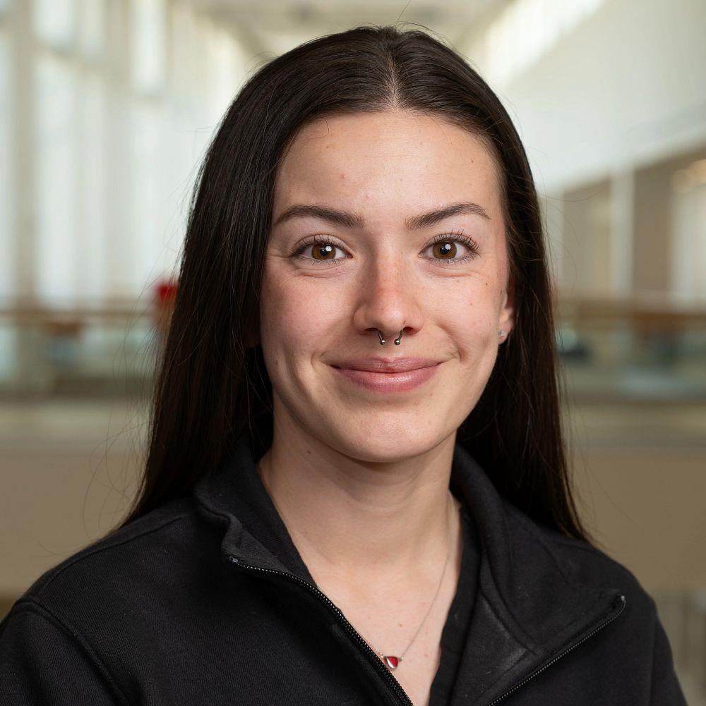 Photo of Vivian Llanos