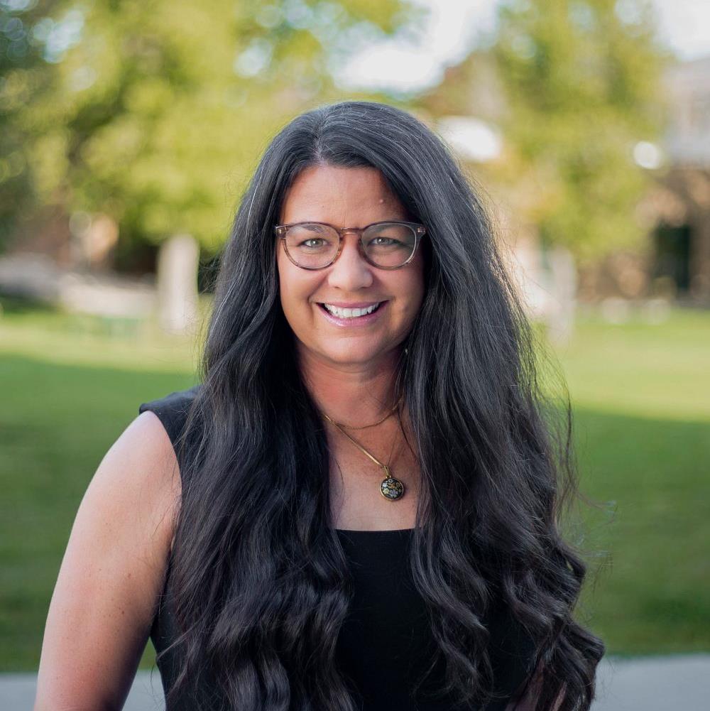 Photo of Laura Hogan